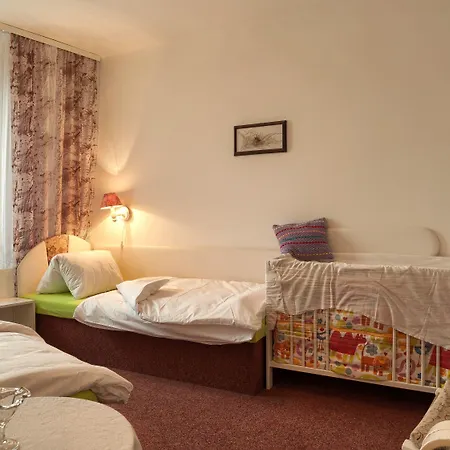 Pod Zvonem Penzion 3*